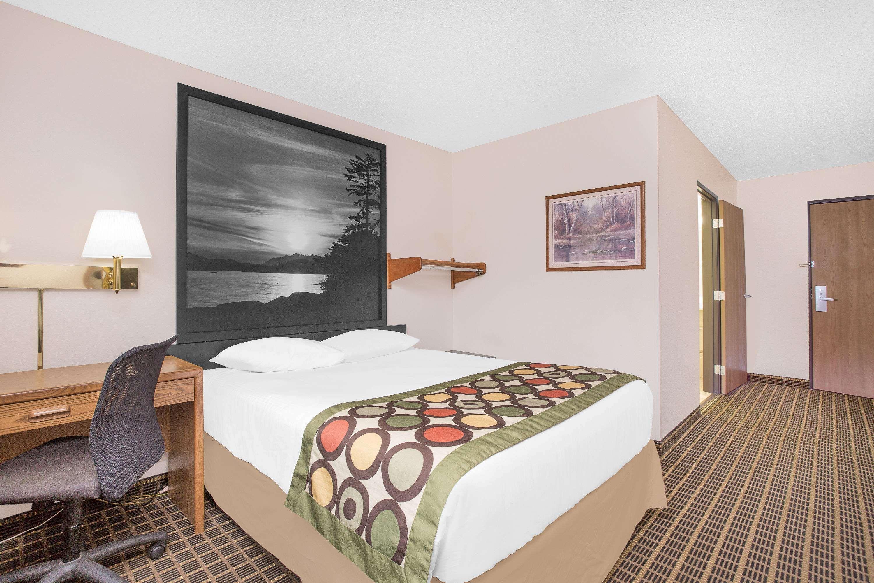 Hotel Super 8 By Wyndham Sitka Zewnętrze zdjęcie